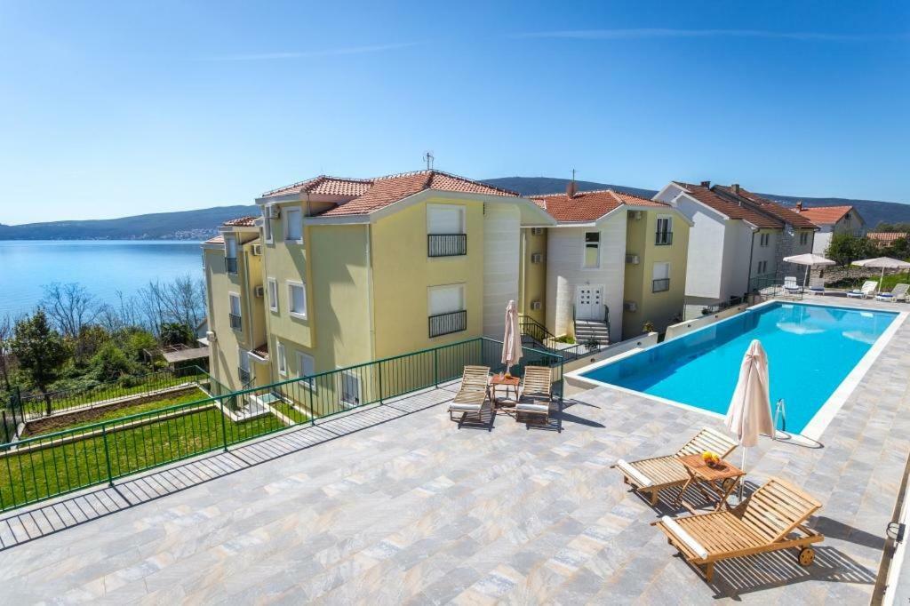 Adriadome Paradise Bijela Exteriör bild